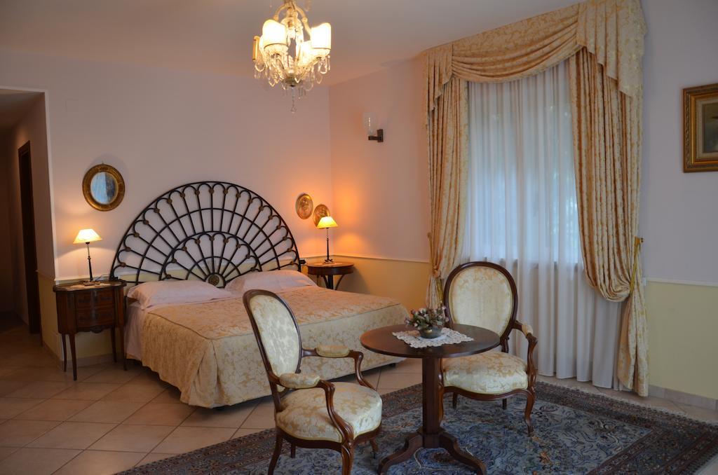 Bed And Breakfast El Dueno Palinuro Δωμάτιο φωτογραφία